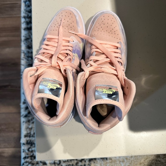 Jordan 1s - Picture 3 of 7